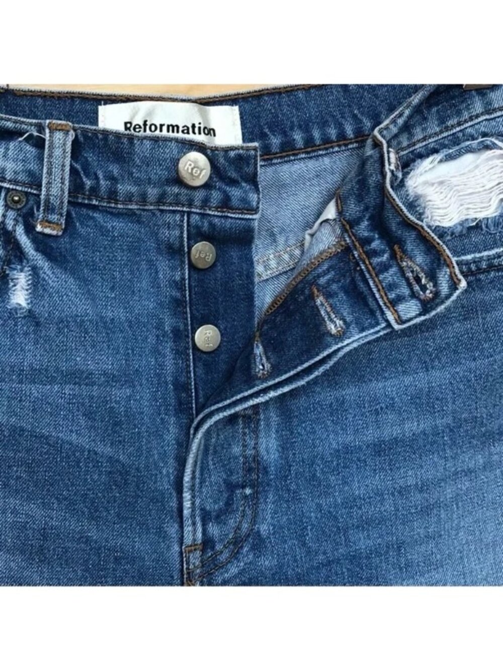 Reformation Dixie Bryce Wash Distressed Cut Off Jean Shorts - Picture 3 of 6